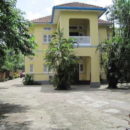 Golden Guest Inn Yangon Luaran gambar