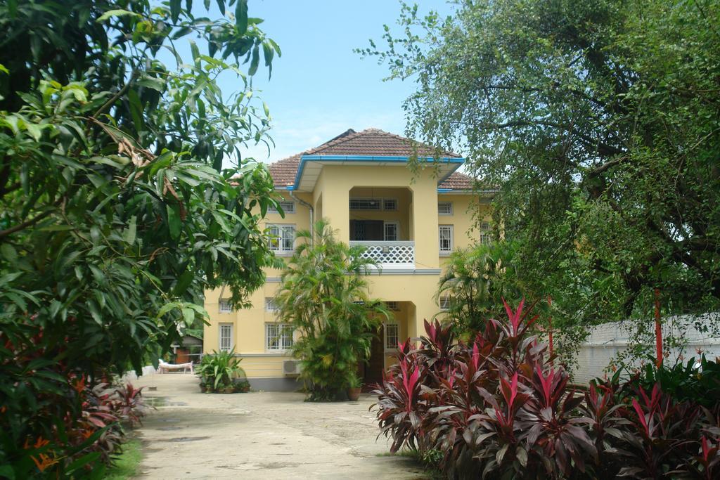 Golden Guest Inn Yangon Luaran gambar